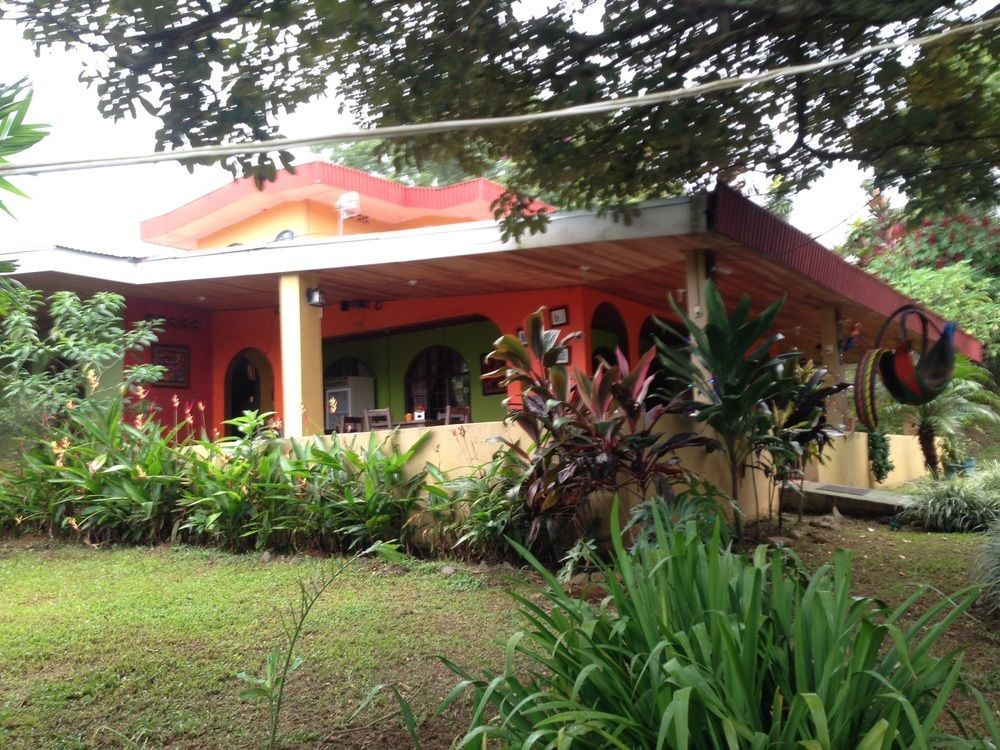 Aparthotel Villa Pacande & Rooms Pilas ภายนอก รูปภาพ